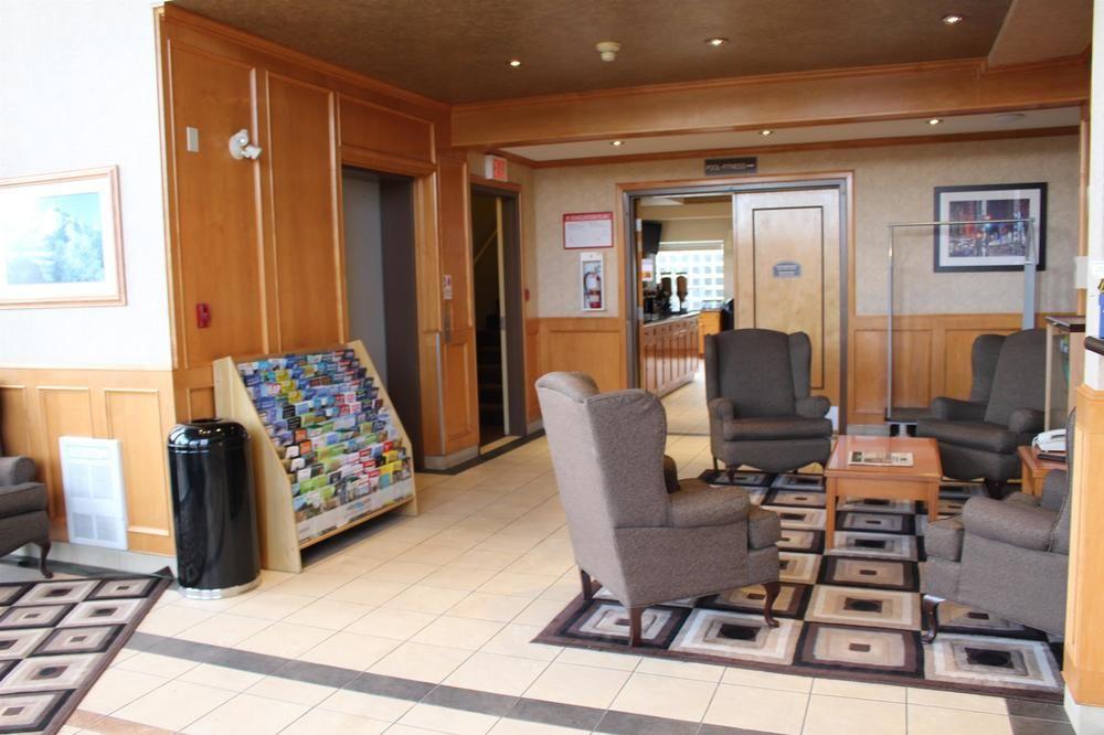 Best Western King George Inn & Suites Суррей Экстерьер фото