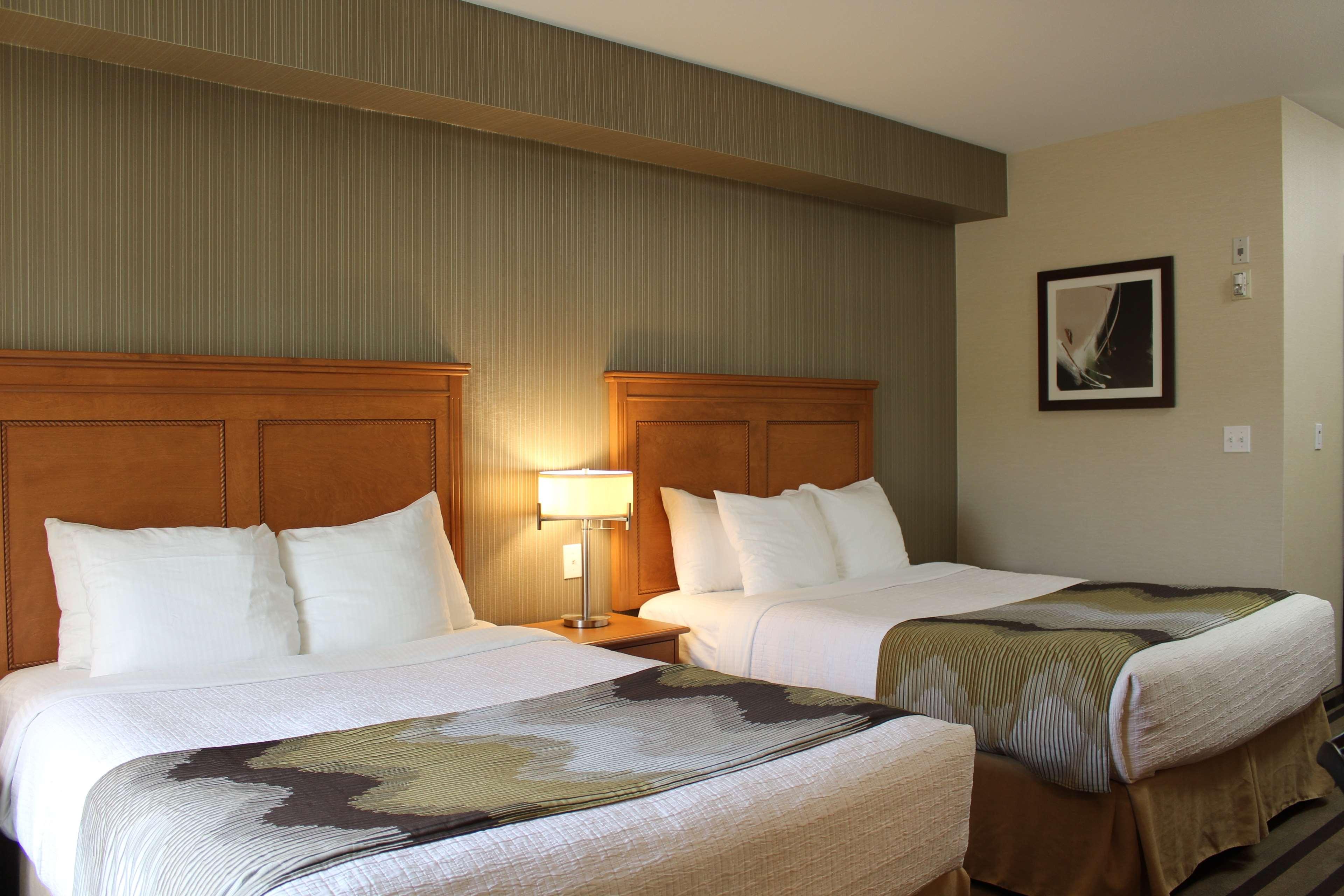 Best Western King George Inn & Suites Суррей Экстерьер фото