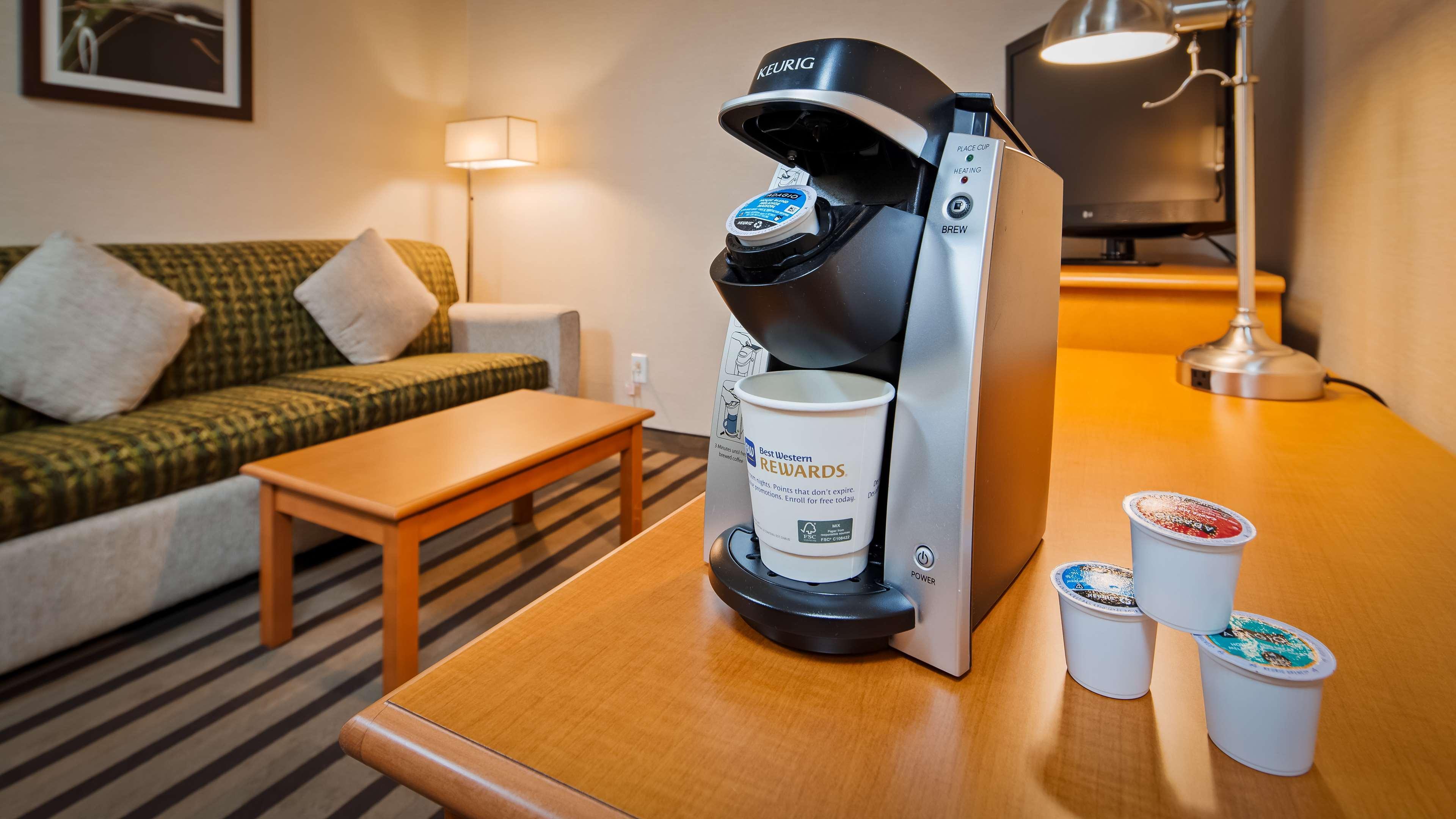 Best Western King George Inn & Suites Суррей Экстерьер фото