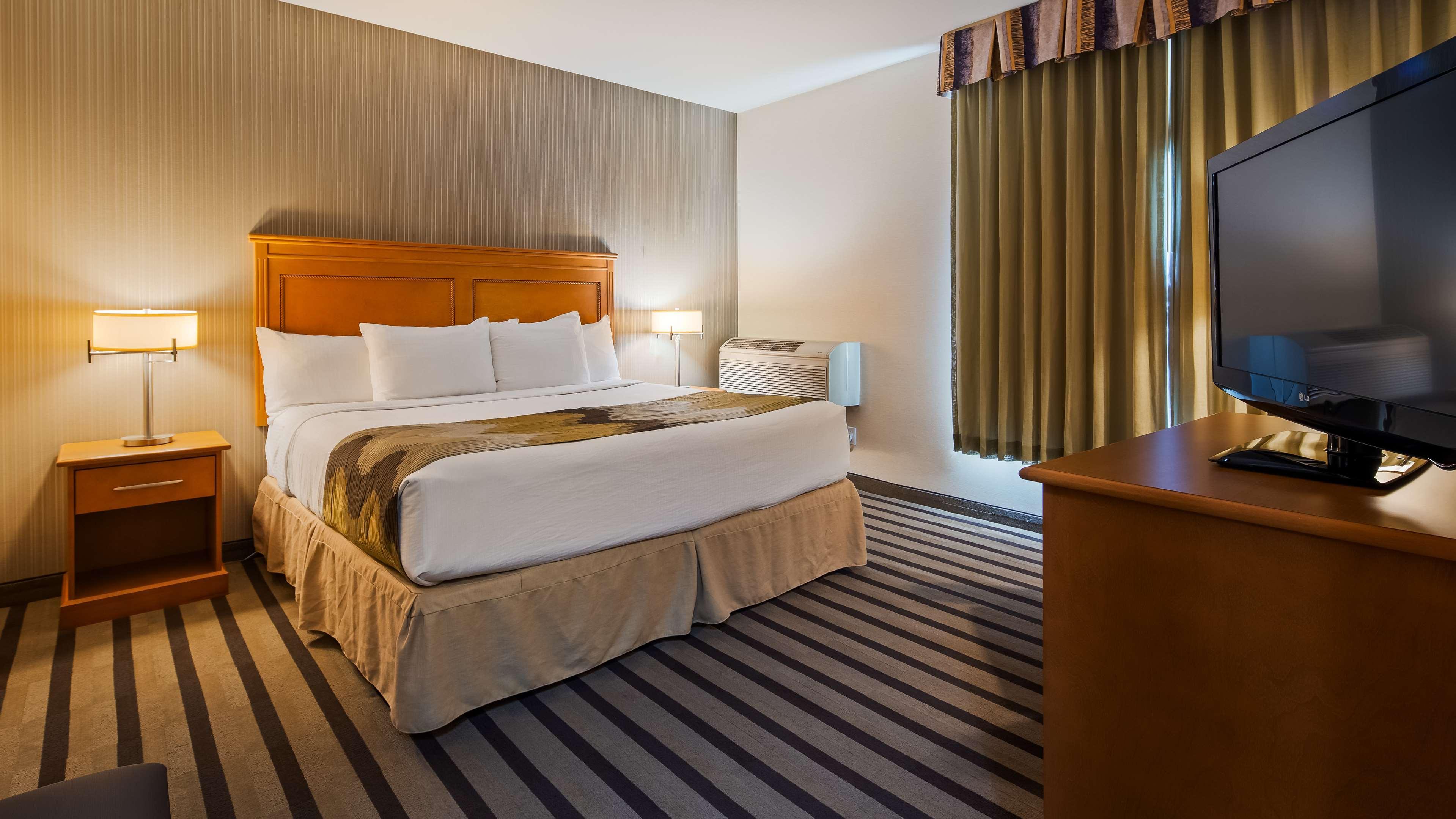Best Western King George Inn & Suites Суррей Экстерьер фото