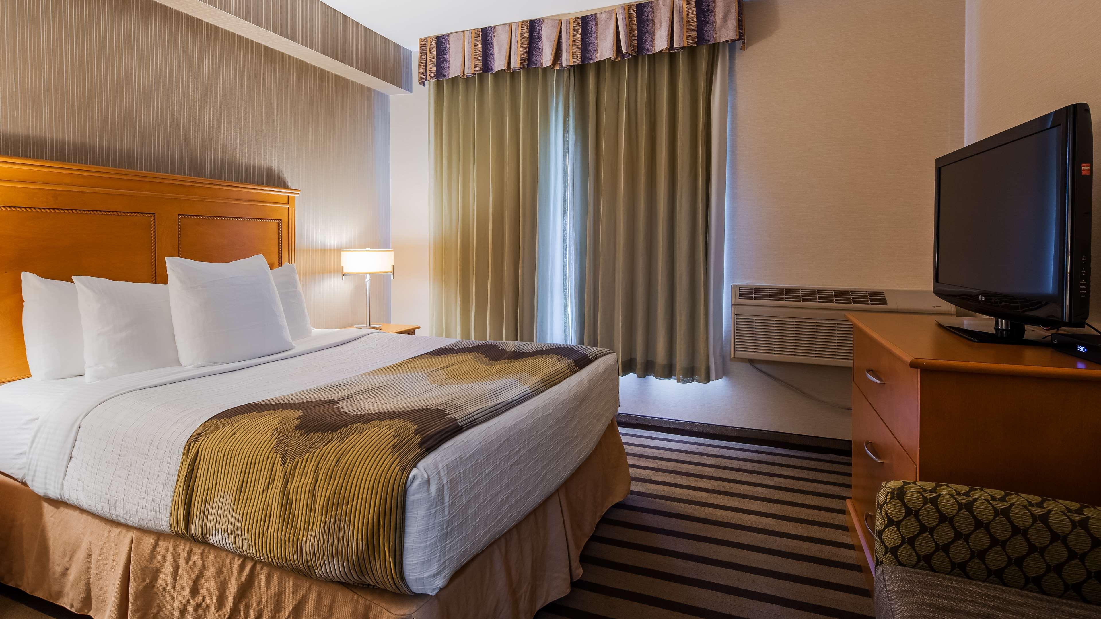 Best Western King George Inn & Suites Суррей Экстерьер фото