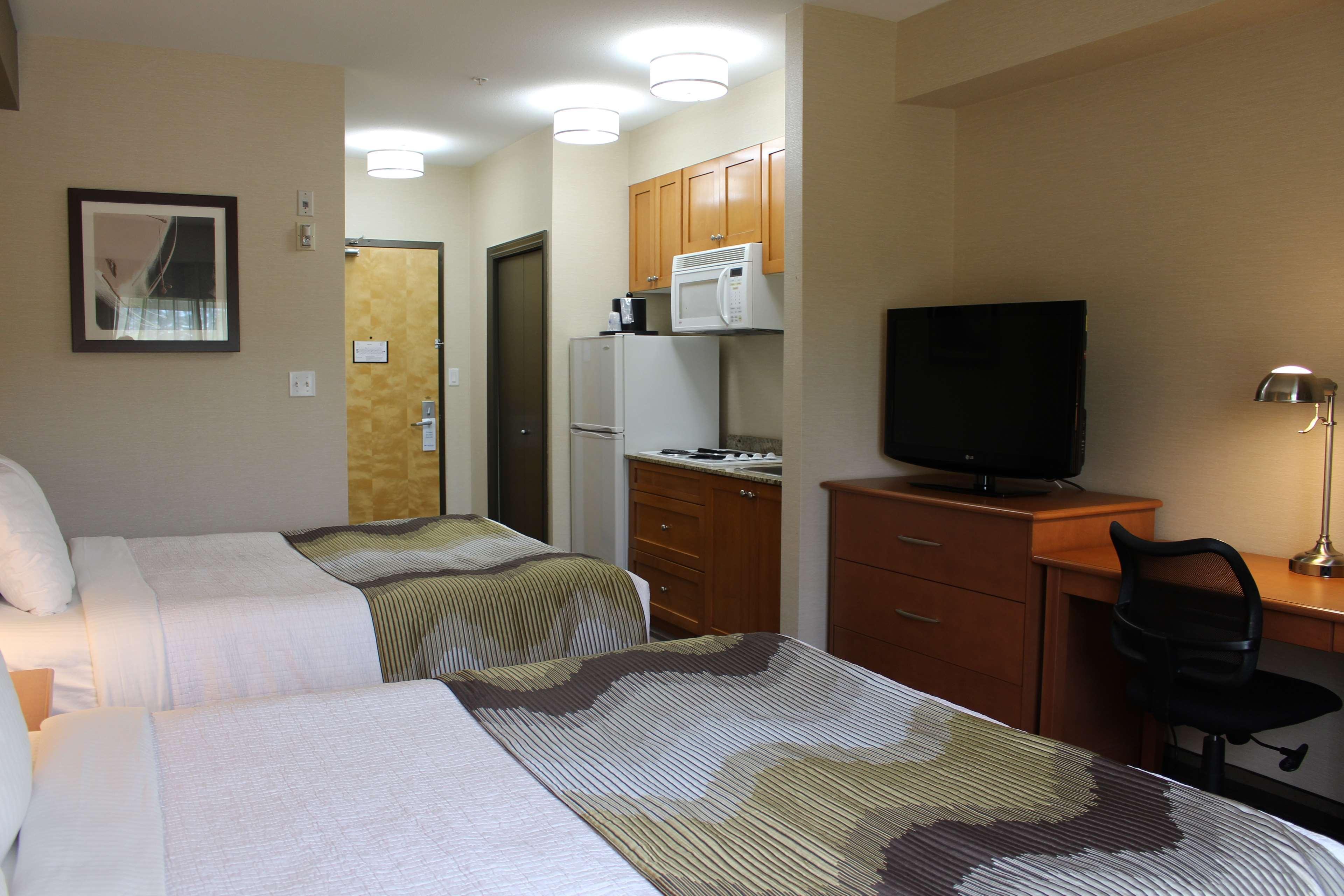 Best Western King George Inn & Suites Суррей Экстерьер фото