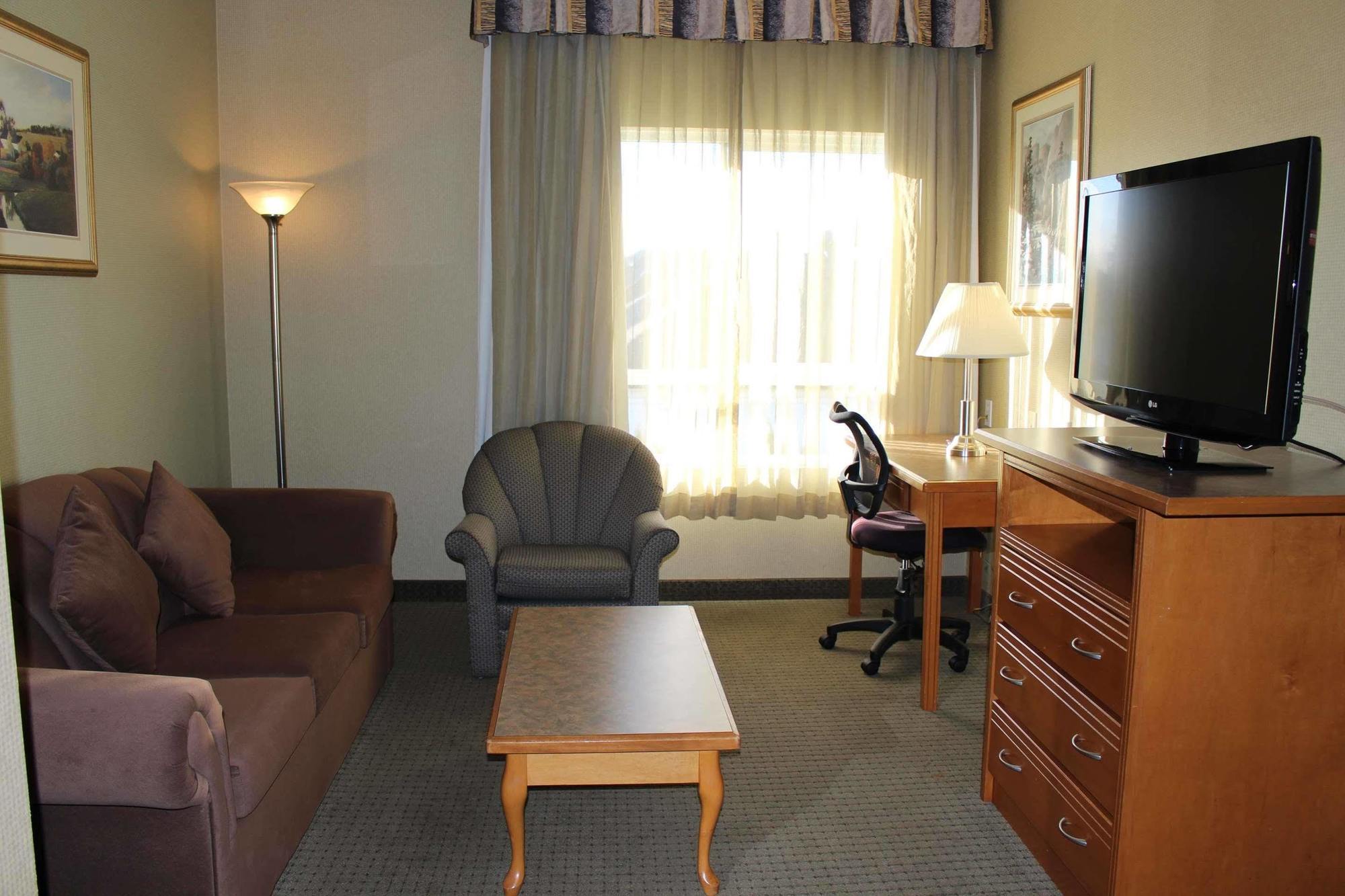 Best Western King George Inn & Suites Суррей Экстерьер фото