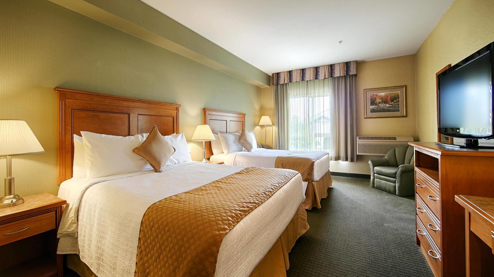 Best Western King George Inn & Suites Суррей Экстерьер фото