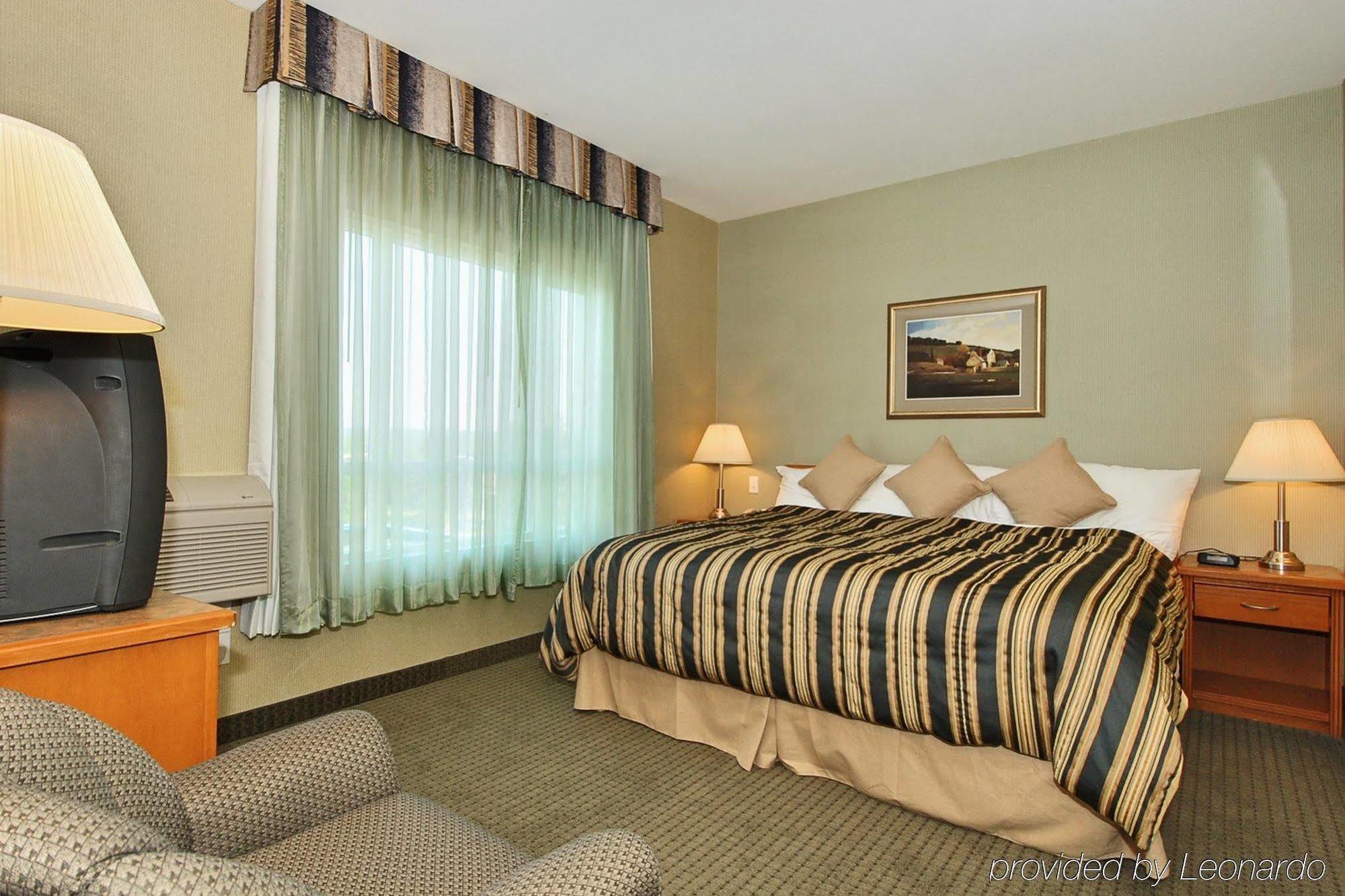 Best Western King George Inn & Suites Суррей Номер фото